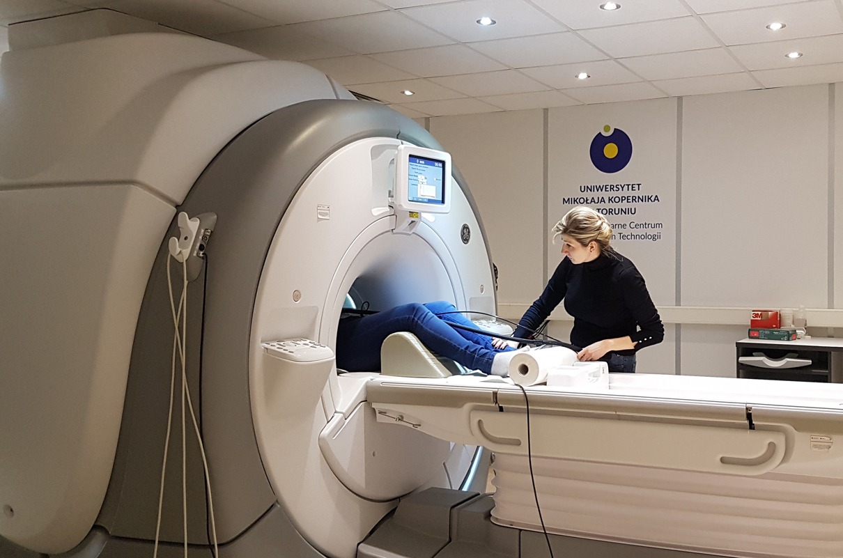 Pierwsze badania pilotażowe fMRI za nami